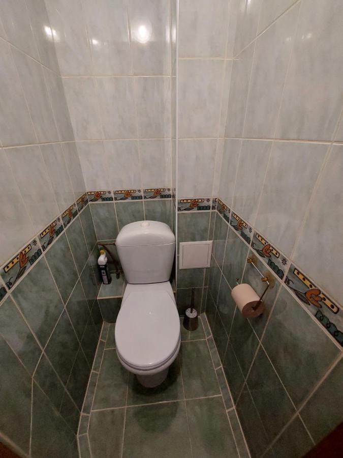 2К Апартаменты Ул.Ревуцкого 19/1 Kyiv Exterior photo